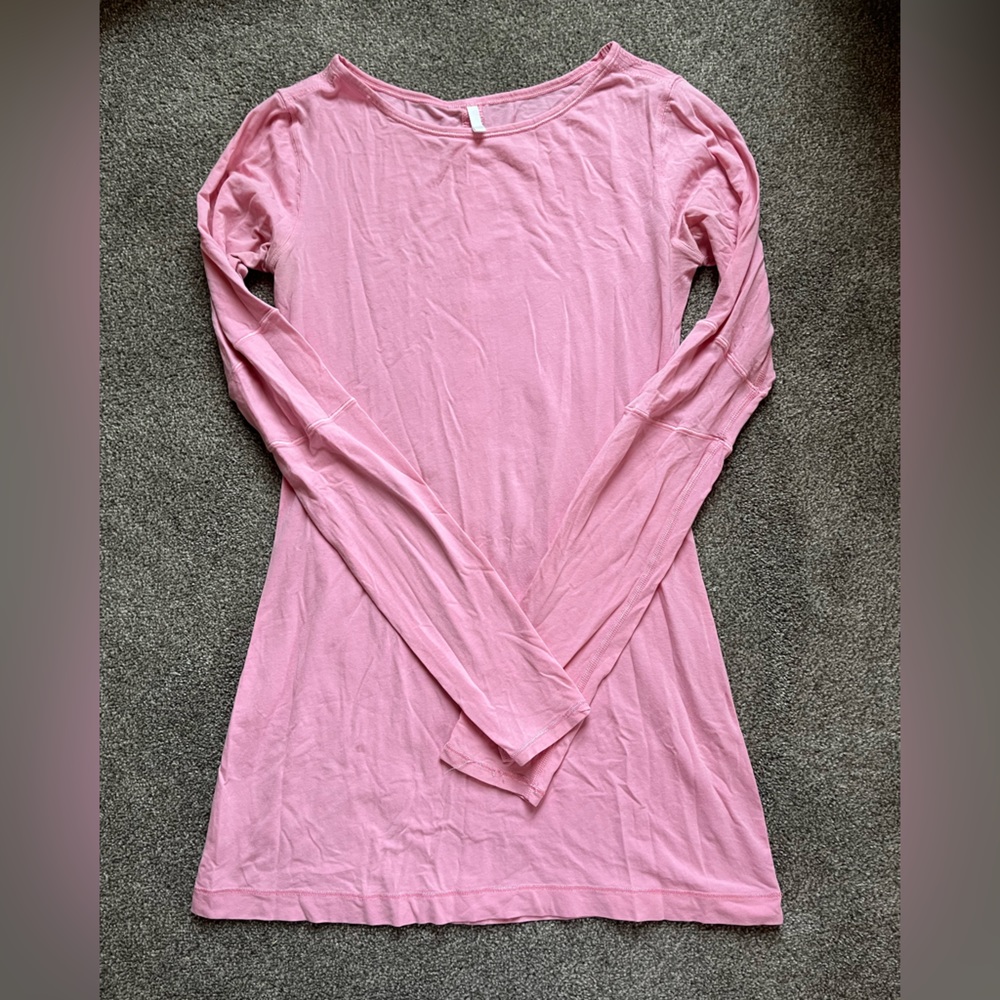 Lululemon long sleeve lightweight running top
